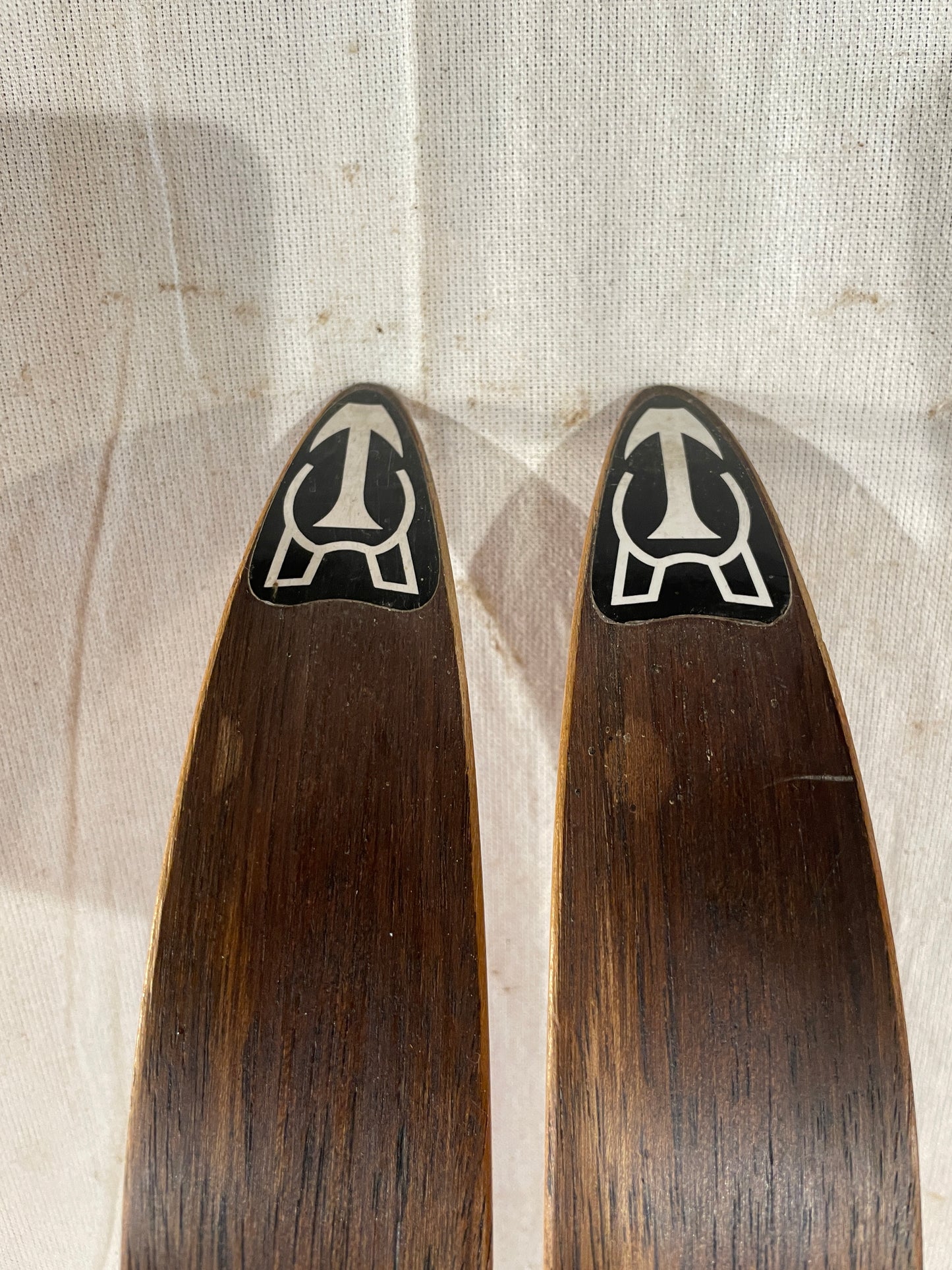 200cm Toppen Hallgeir Brenden "Balsa-Lett" Wood Cross-Country Racing Skis - RARE RED COLOUR - 1960s from Norway!!!!!!
