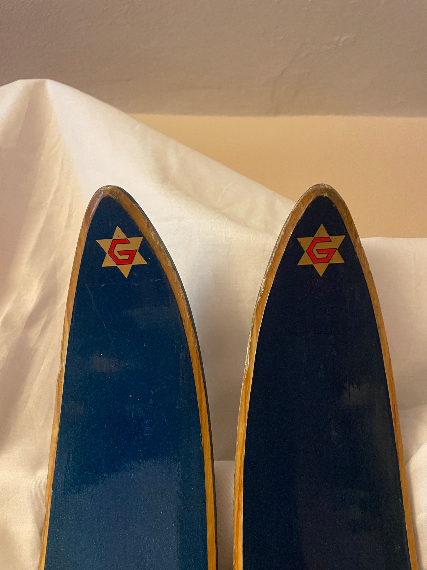 200cm Gravdal Norwegian Wood Jumping Skis from 1960s - FAR OUT COLOUR!!!