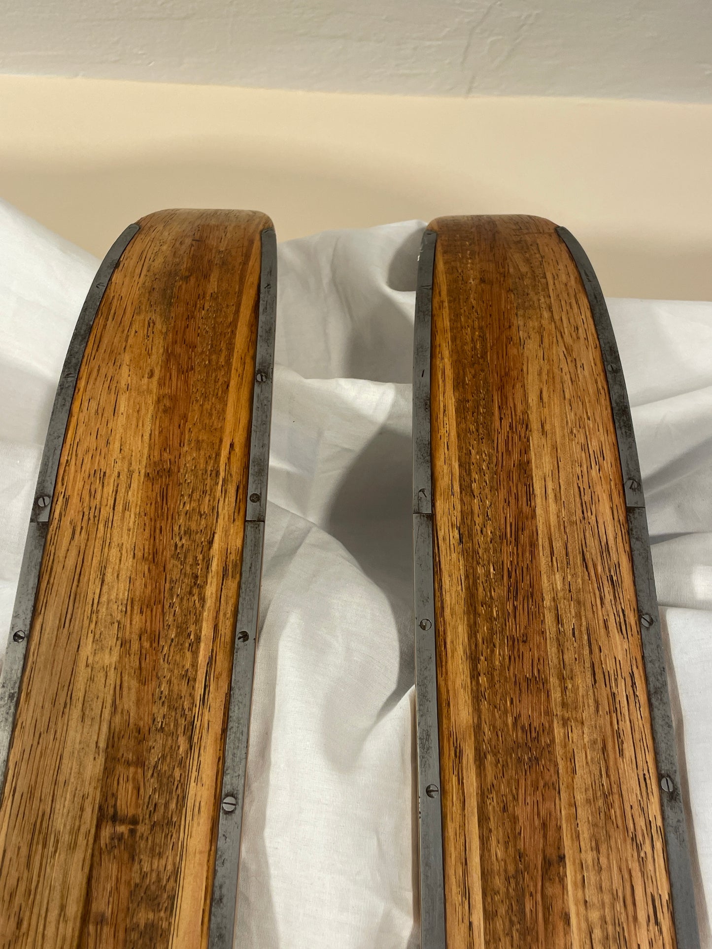 215cm Bonna of Norway 1960s Wood and Metal-Edge "Fjellski"