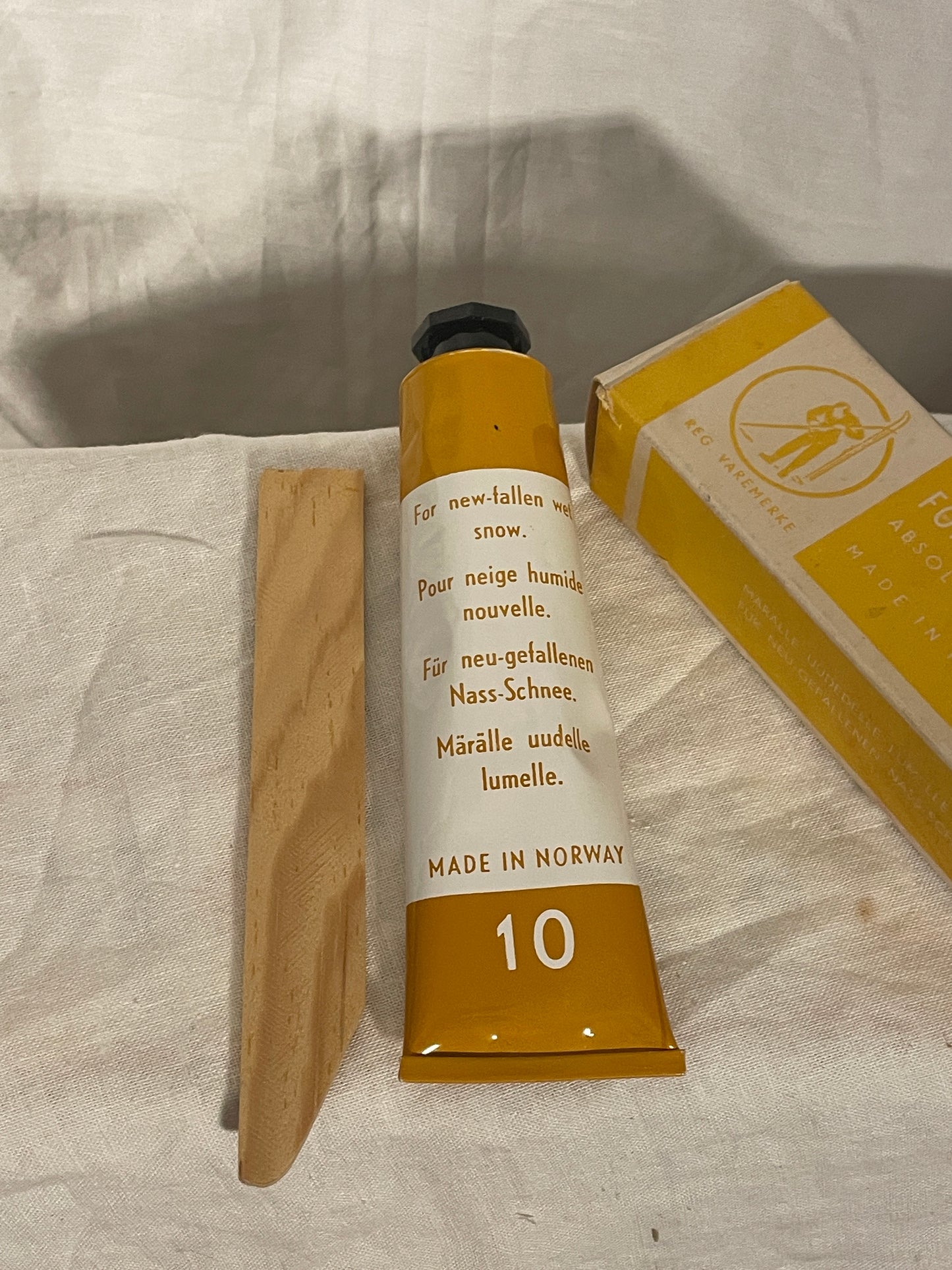 1950s/1960s Bratlie Klister - Skier's Choice!!!