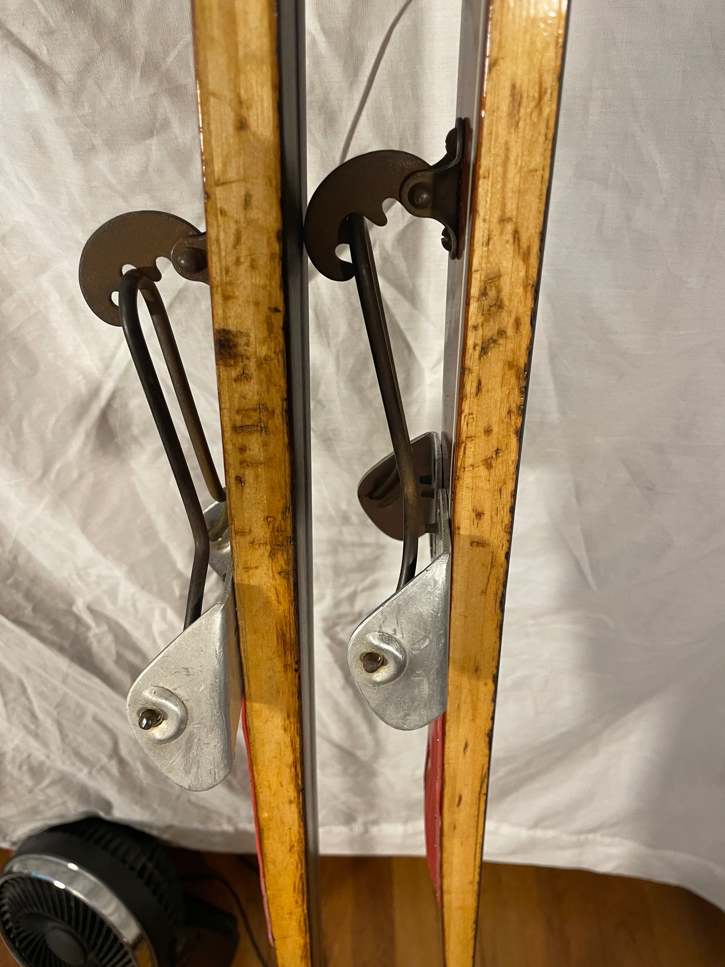 200cm Karhu "Latu" Wood Cross-Country Skis - Finland - Early 1970s