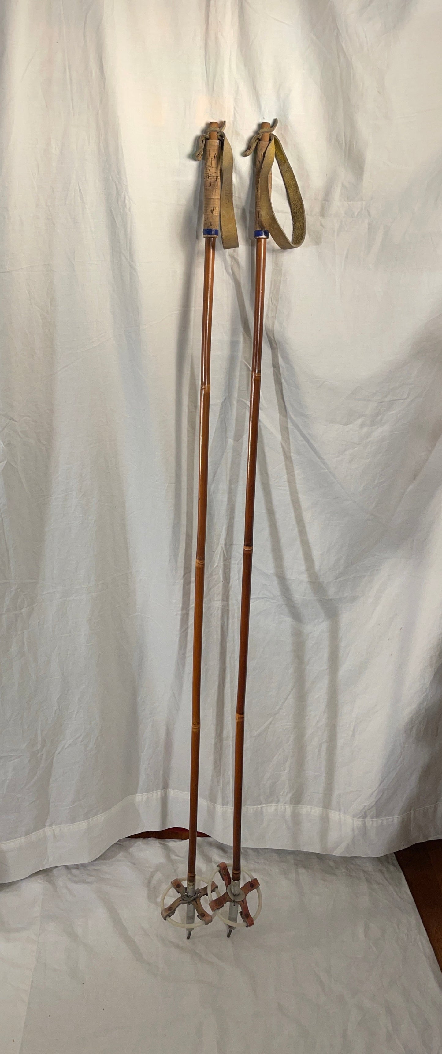 135cm CORK-Handled Bamboo Poles Beautiful Leather Baskets Müller Switzerland