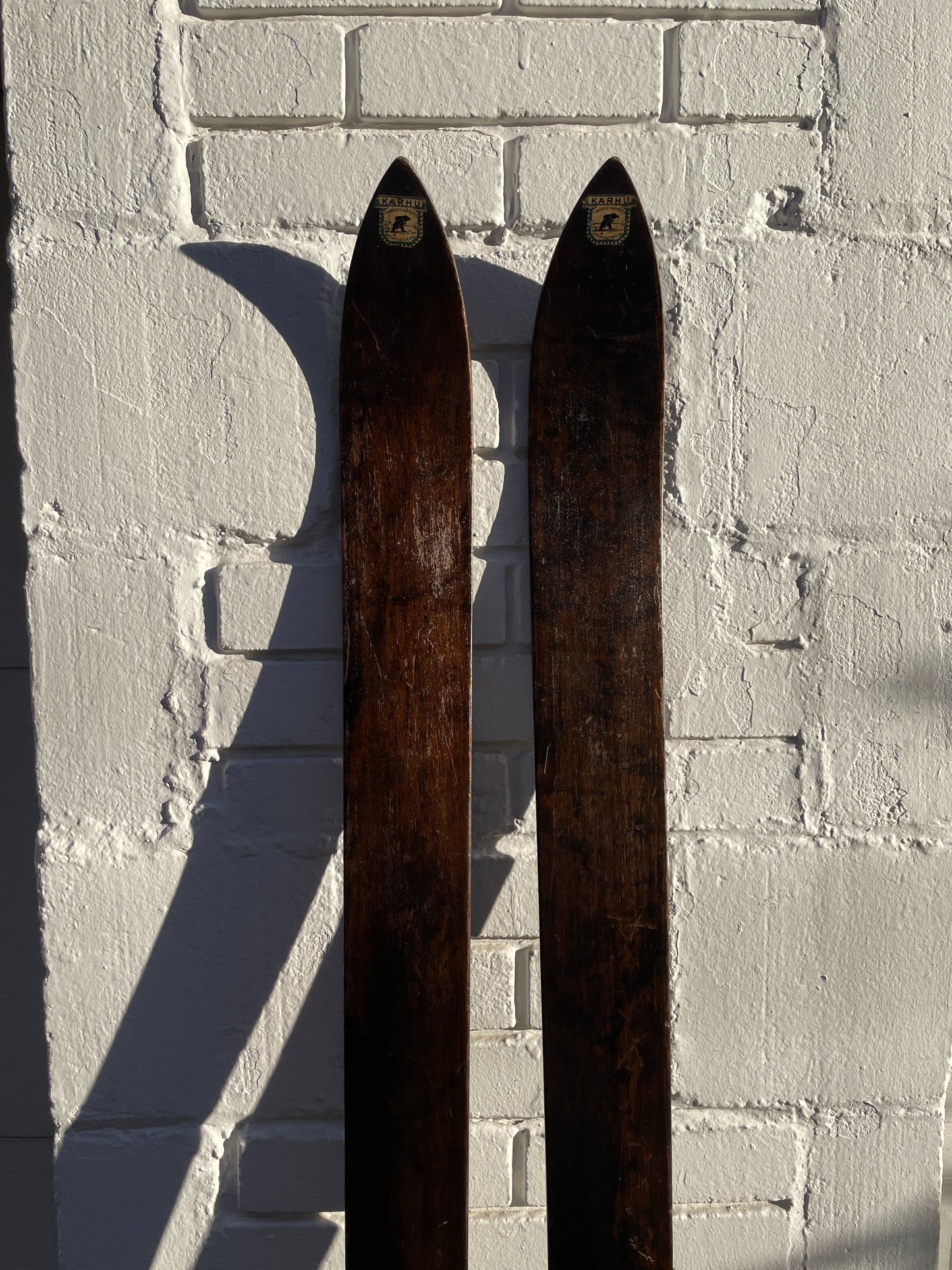 180cm Karhu of Finland Vintage-Retro-Really Old Wood Cross-Country Skis