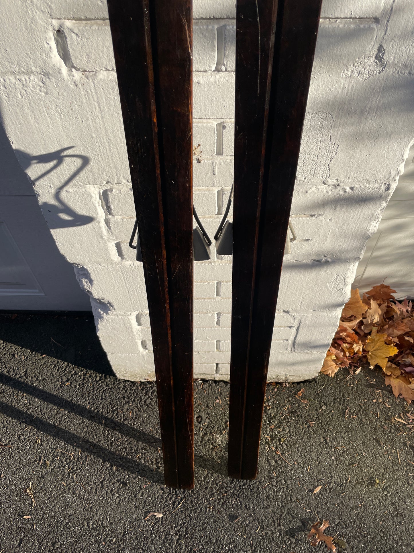 180cm Karhu of Finland Vintage-Retro-Really Old Wood Cross-Country Skis