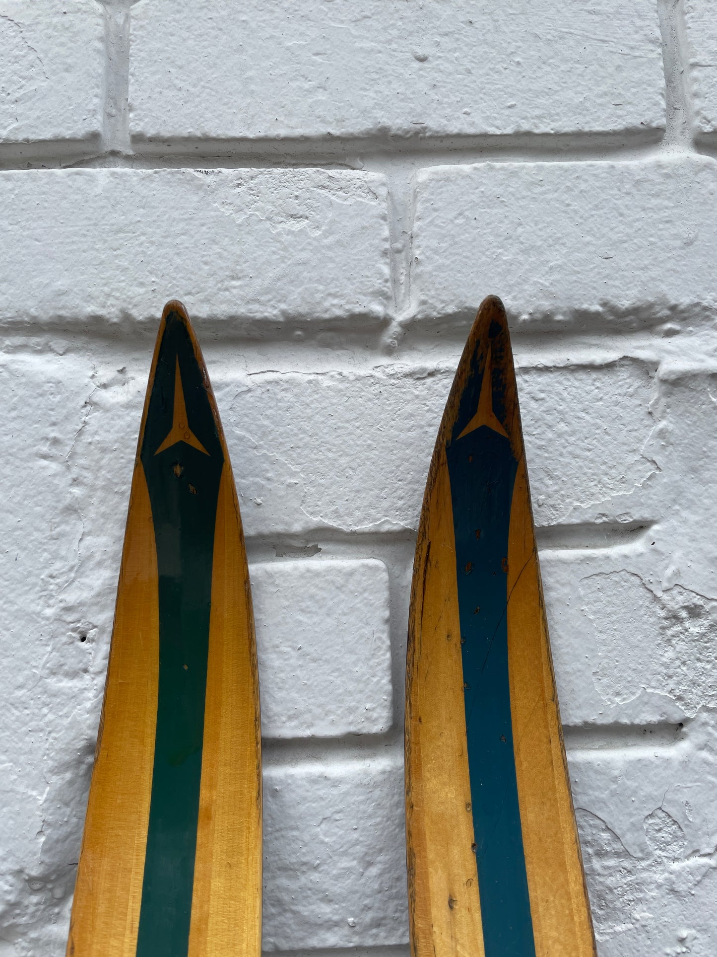 BARGAIN BIN!!! - 200cm Blå-Skia Wood Nordic Racing Skis - "Perma-Gli" Base - Almost Matching!!!