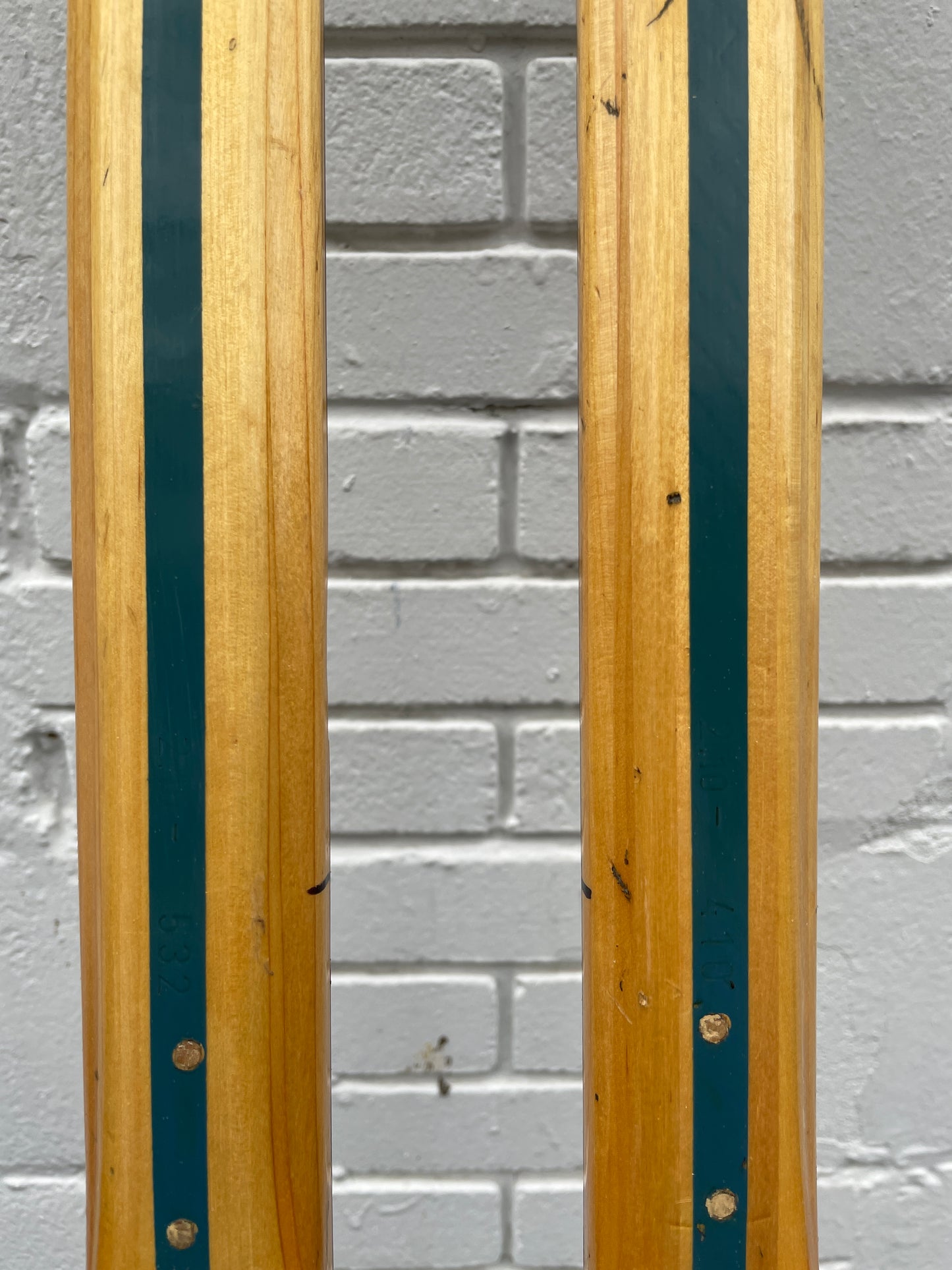 BARGAIN BIN!!! - 210cm Blå-Skia Wood Nordic Racing Skis - Low-Maintenance Base - You CAN Afford the Best!!! (not matching but who cares)