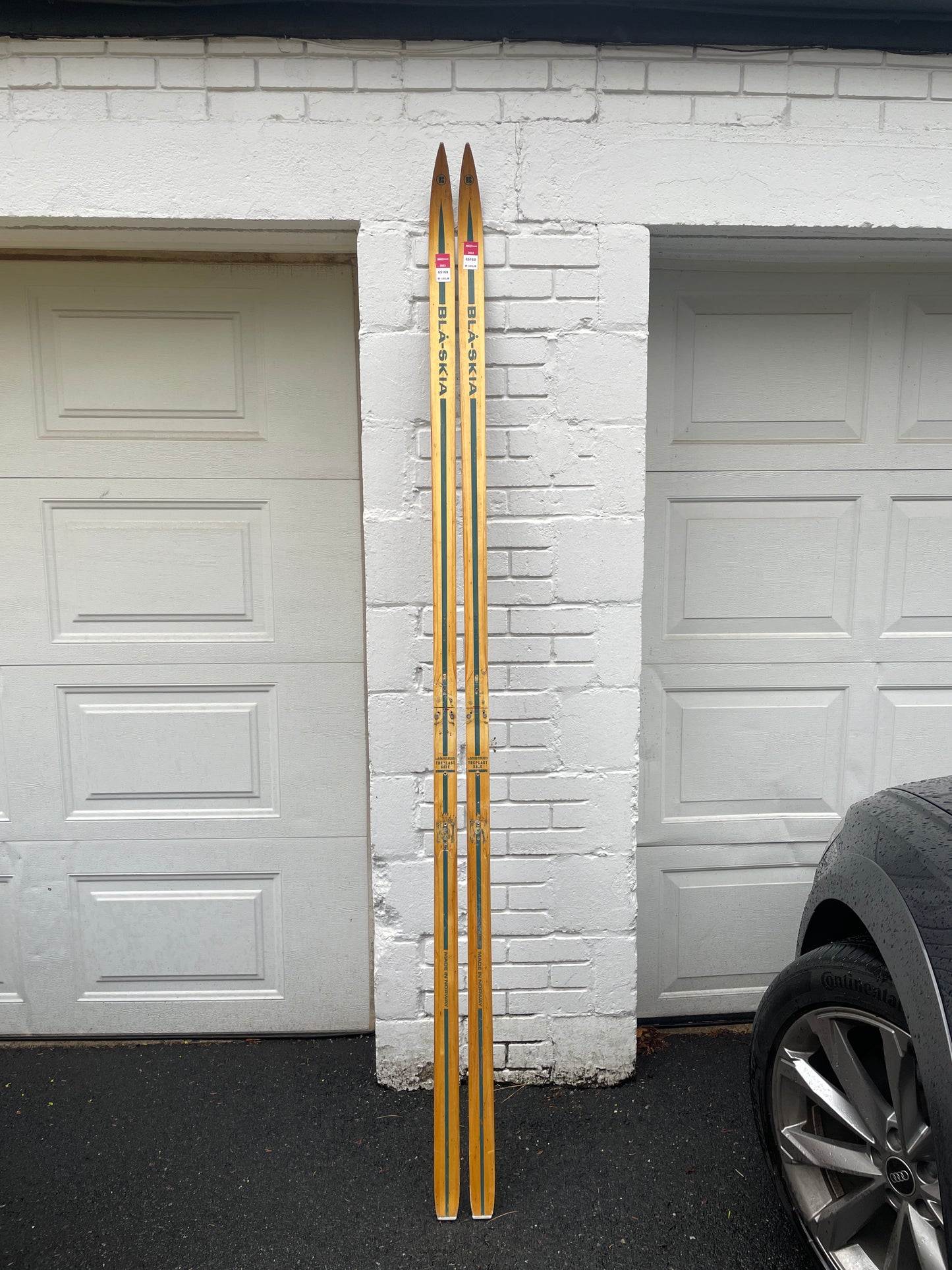 BARGAIN BIN!!! - 215cm Blå-Skia Wood Nordic Racing Skis - Treplast Såle - Racing Pedigree!!!