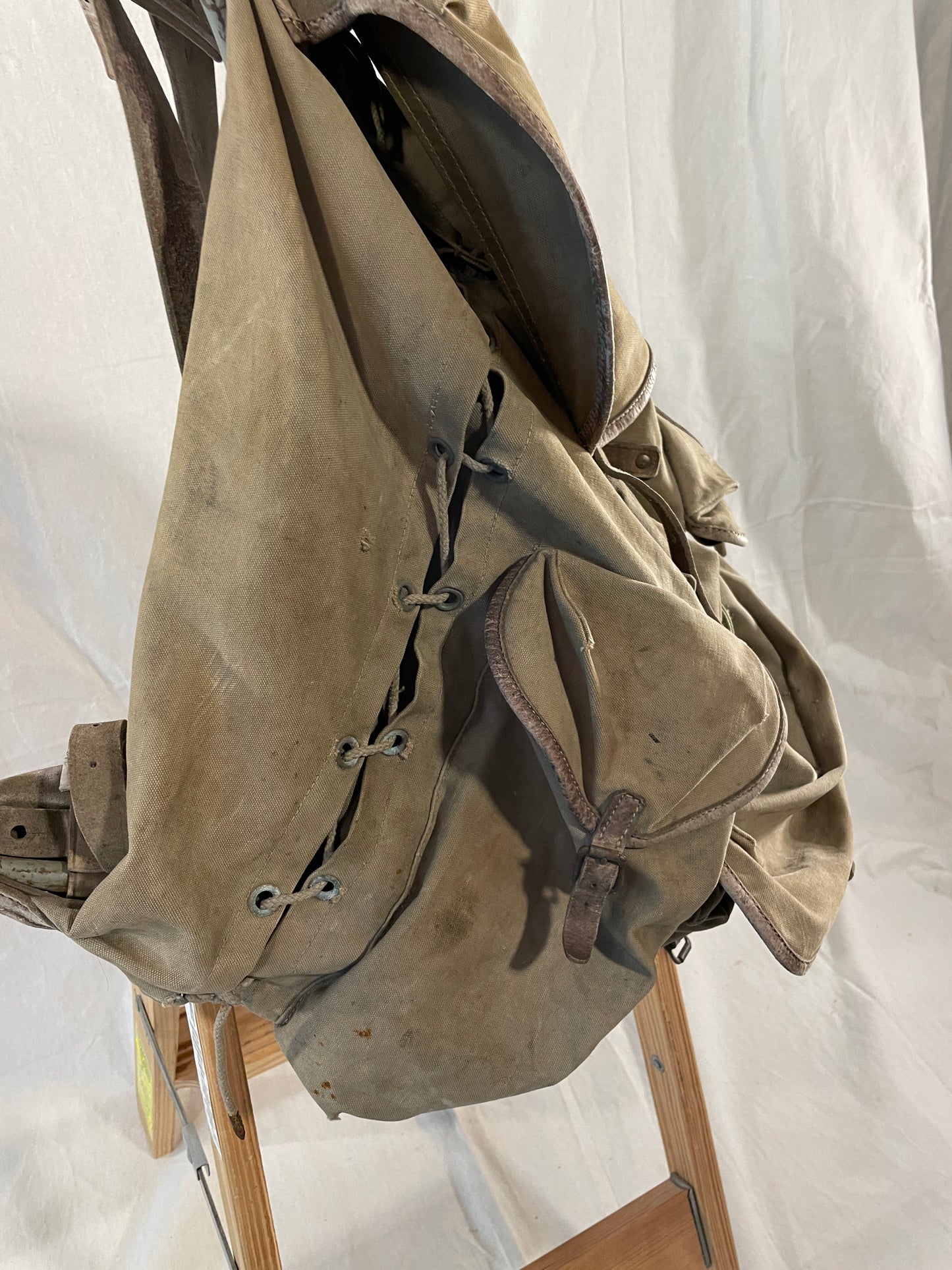 Vintage 1930s Bergans of Norway Leather/Canvas Frame Rucksack - FANTASTIC condition!