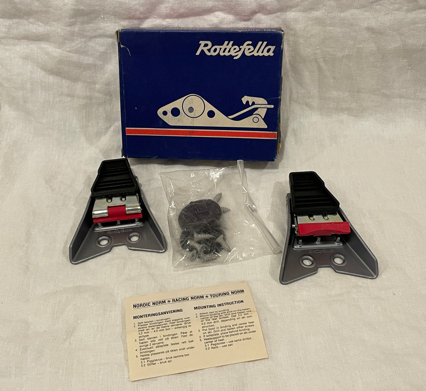 Rottefella "Super Vario" 50mm Cross-Country Ski Binding w/ Spiky Heel Plates - NOS - 80s Classic!!