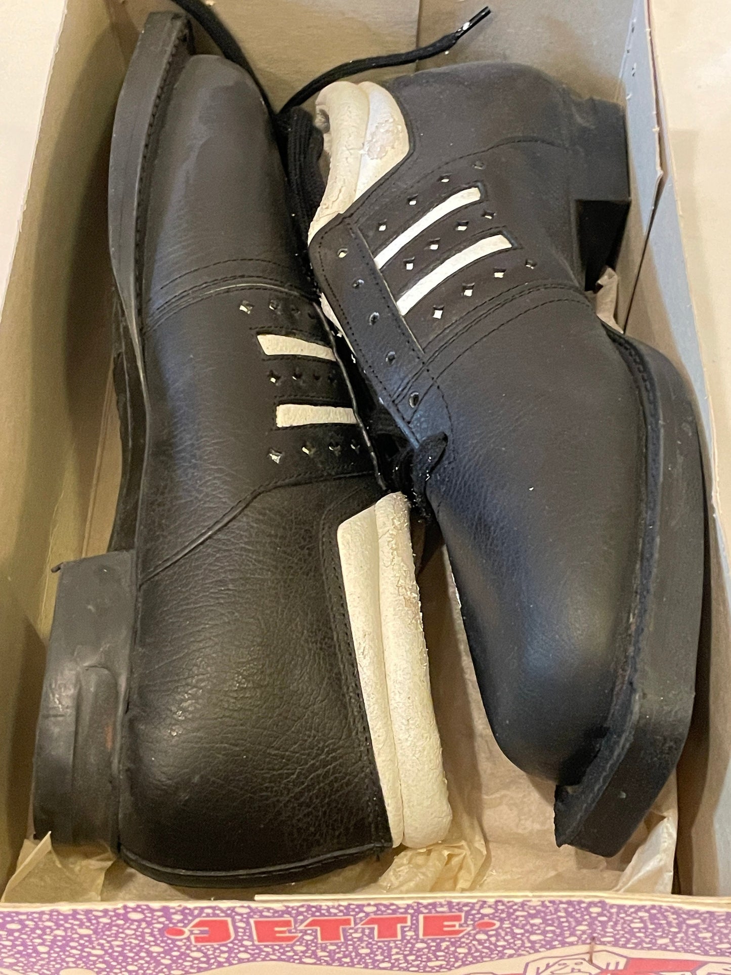 Size 42 (US Men's 9) Jette of Norway Early 1970s Cross-Country Ski Boots - New Old Stock - New New New