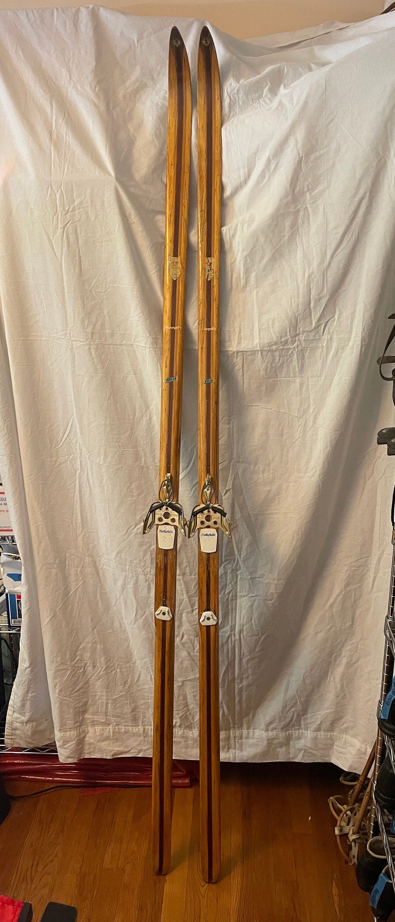 210cm Landsem Early 1960s Wood Cross-Country Racing Skis - Norway - History to the MAX!