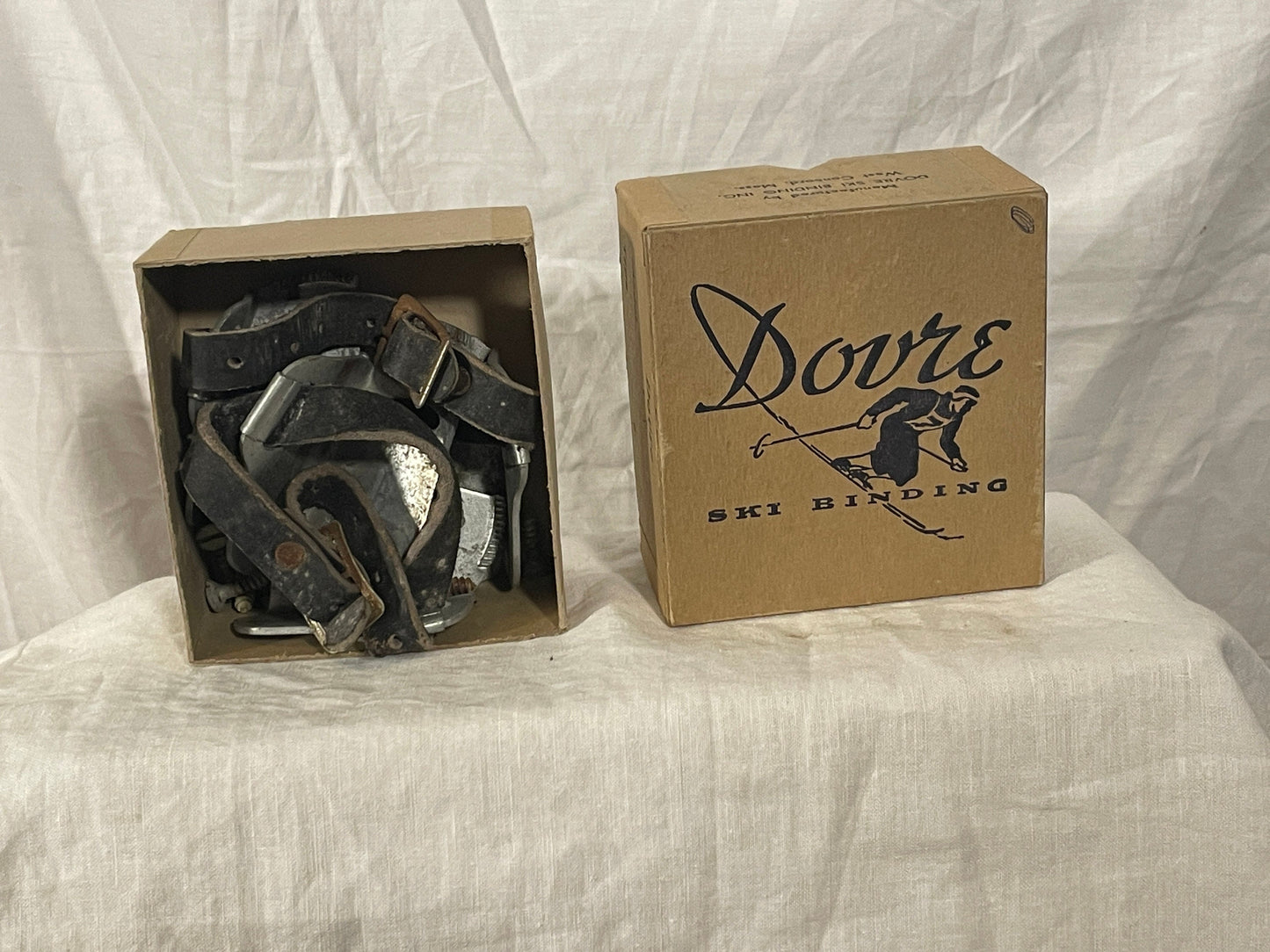 Dovre 1940s/50s Downhill Ski Binding - Swivel Toe Iron - UNUSED RARE
