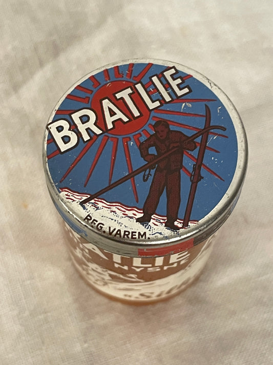 History of the Bratlie Ski Factory