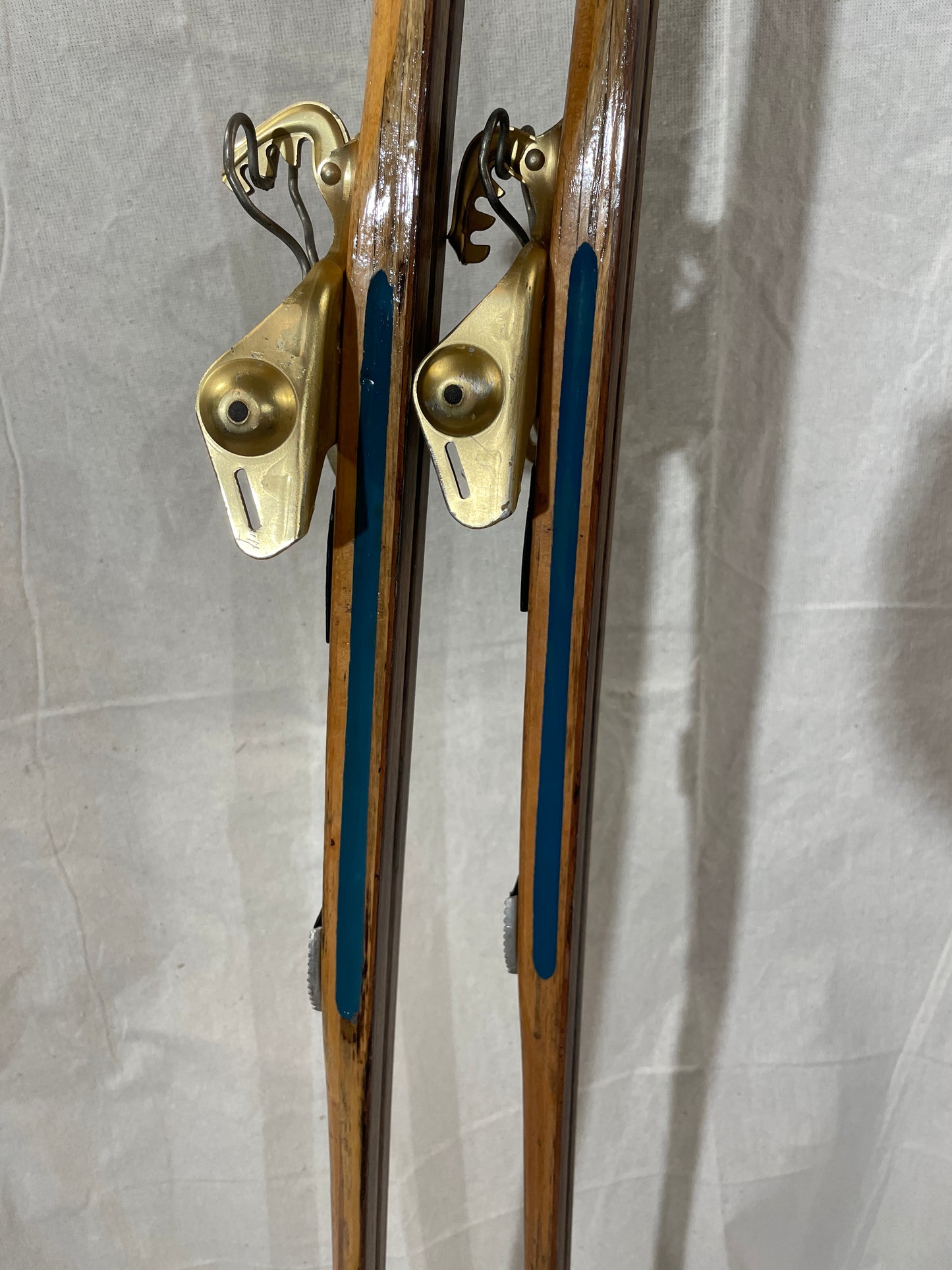200cm Blå Skia Wood Nordic Racing Skis - Hickory Base - Completely Restored - Originally Sold by Eldar Hagen Oslo