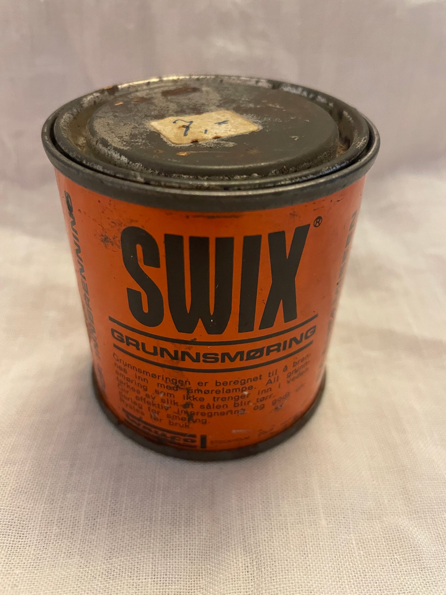Swix Burn-In Pine Tar for Wood Skis - Full Can!