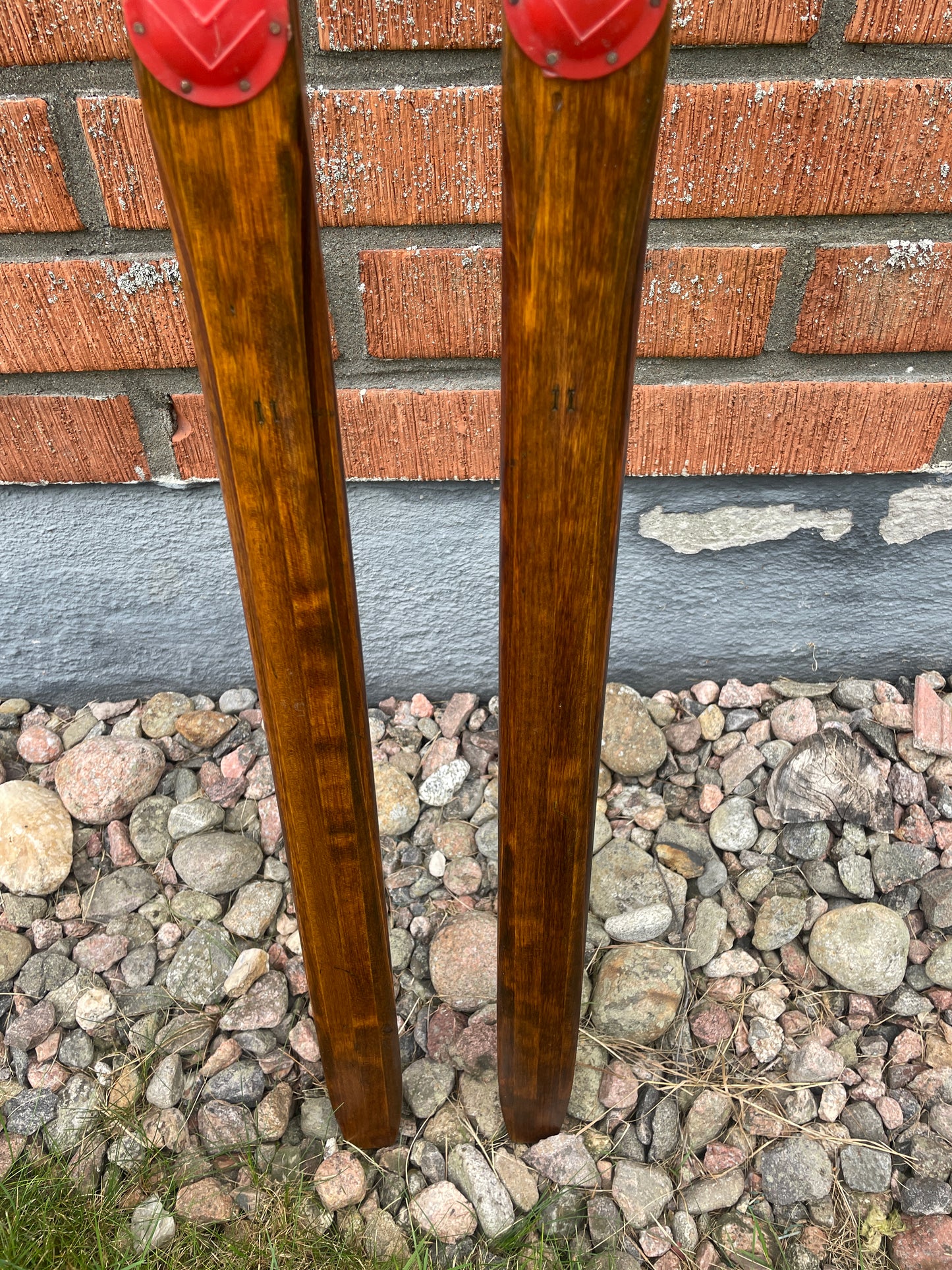 205cm Karhu "Erikoiskilpa" Wood Cross-Country Racing Skis - Beautiful Natural Color