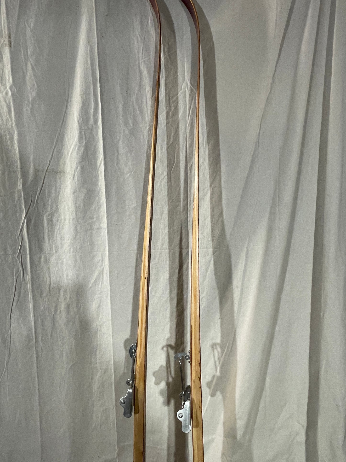 210cm Esko Järvinen "Erikoiskilpa" Wood Cross-Country Racing Skis - late '60s - SUPER LIGHT!!