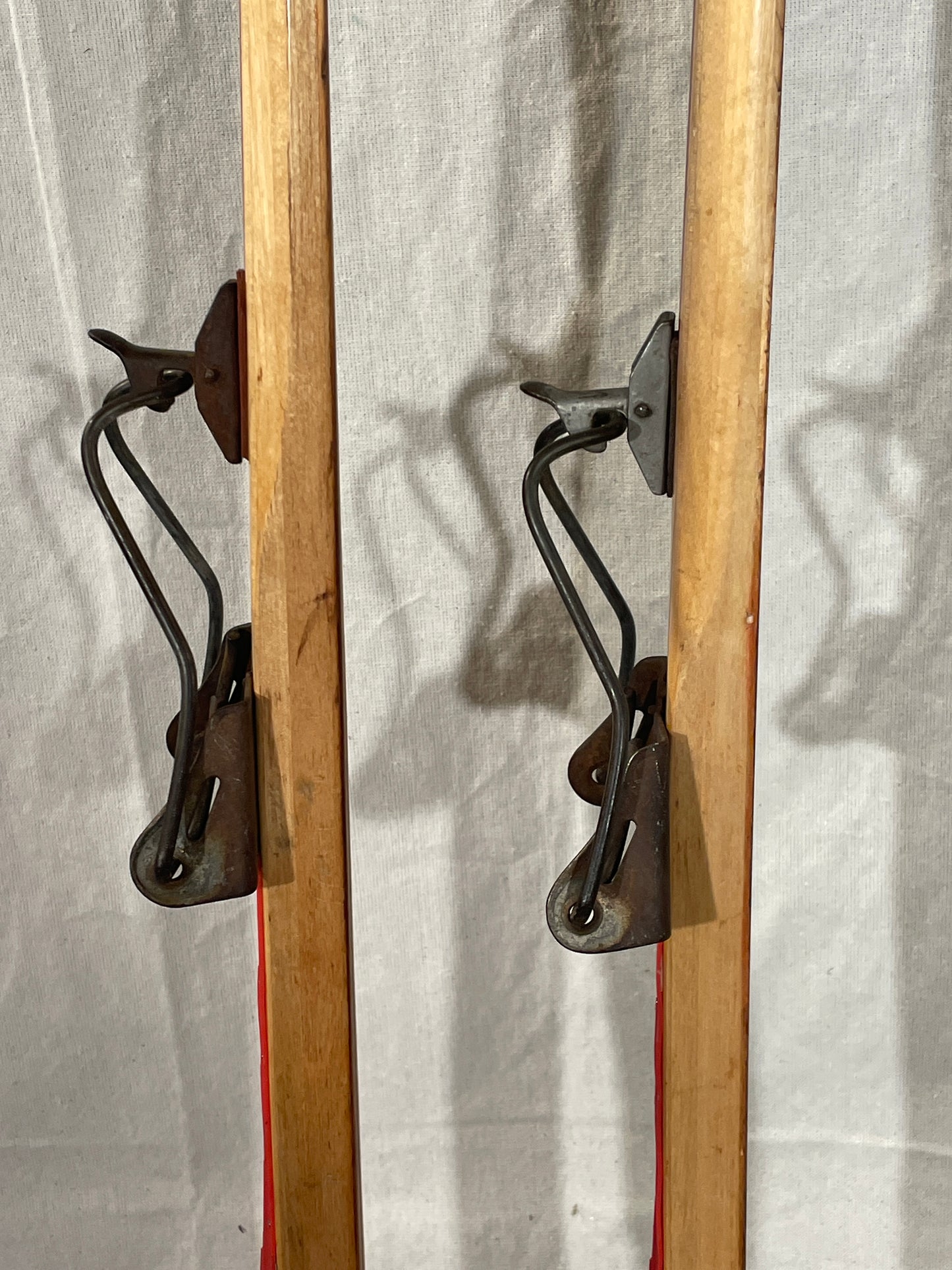 210cm Esko Järvinen "Kilpa Populär" Wood Cross-Country Skis - mid '60s - BEAUTIFUL