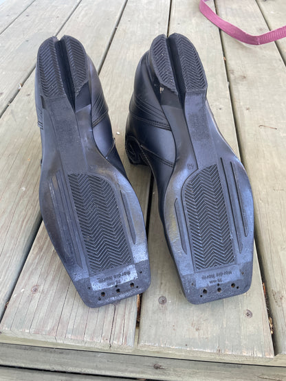 Size 43 (US Men's 9.5-10) Alpina High Cuff "Blazer" 75mm 3-Pin Cross-Country Ski Boots - DEAL!!!