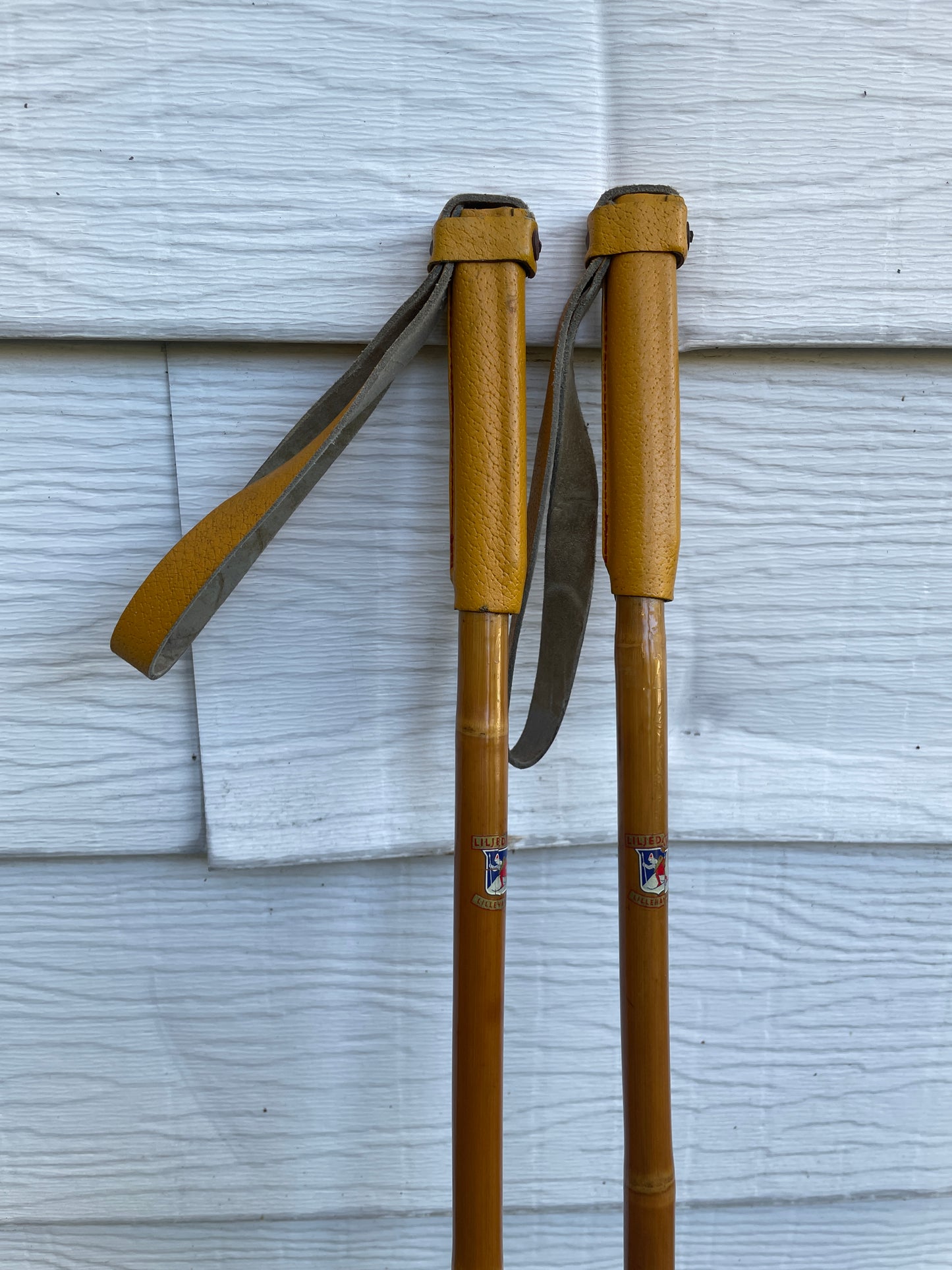140cm Liljedahl Bamboo Cross-Country Ski Poles - 1960s - Leather/Wicker Ring Baskets!!!