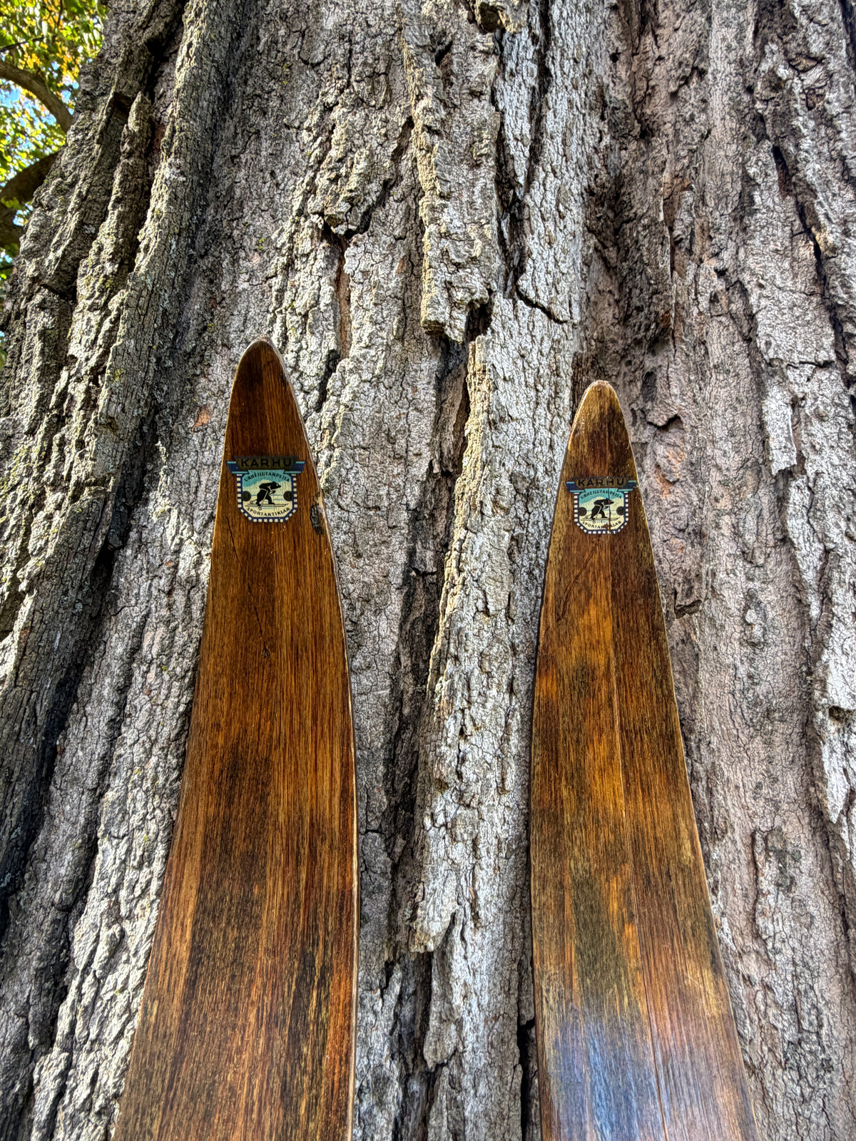 210cm Karhu "Erikoiskilpa" Wood Cross-Country Racing Skis - Brown/Ruskea