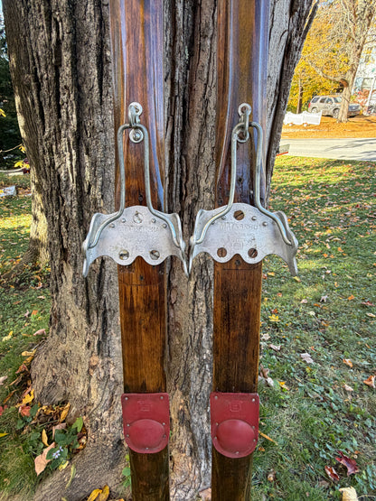 210cm Karhu "Erikoiskilpa" Wood Cross-Country Racing Skis - Brown/Ruskea