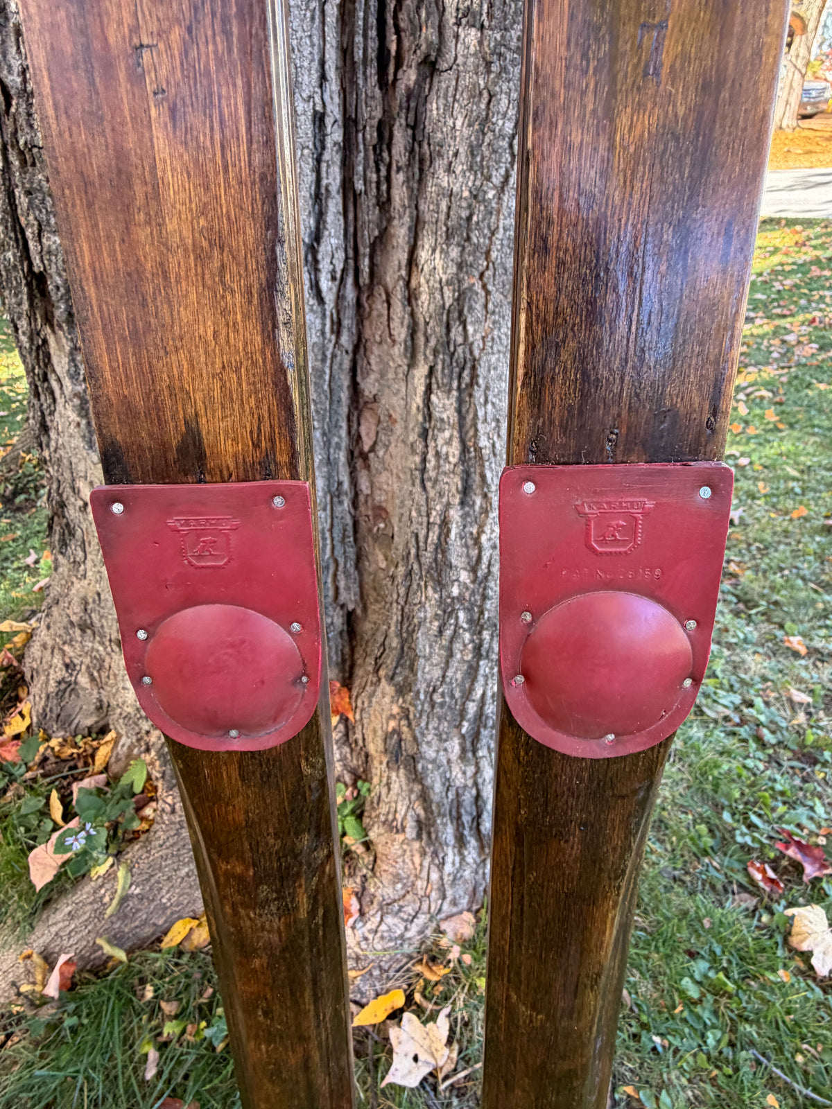 210cm Karhu "Erikoiskilpa" Wood Cross-Country Racing Skis - Brown/Ruskea