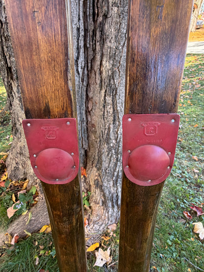 210cm Karhu "Erikoiskilpa" Wood Cross-Country Racing Skis - Brown/Ruskea