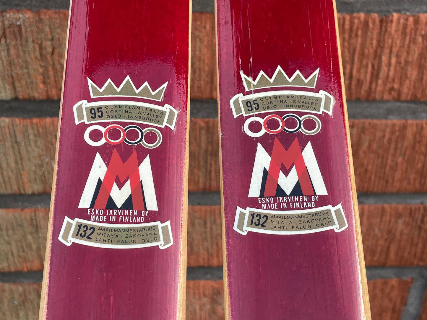 215cm Esko Järvinen "Erikoiskilpa" Wood Cross-Country Racing Skis - late '60s - NEVER USED!!! Uusi Uusi Uusi