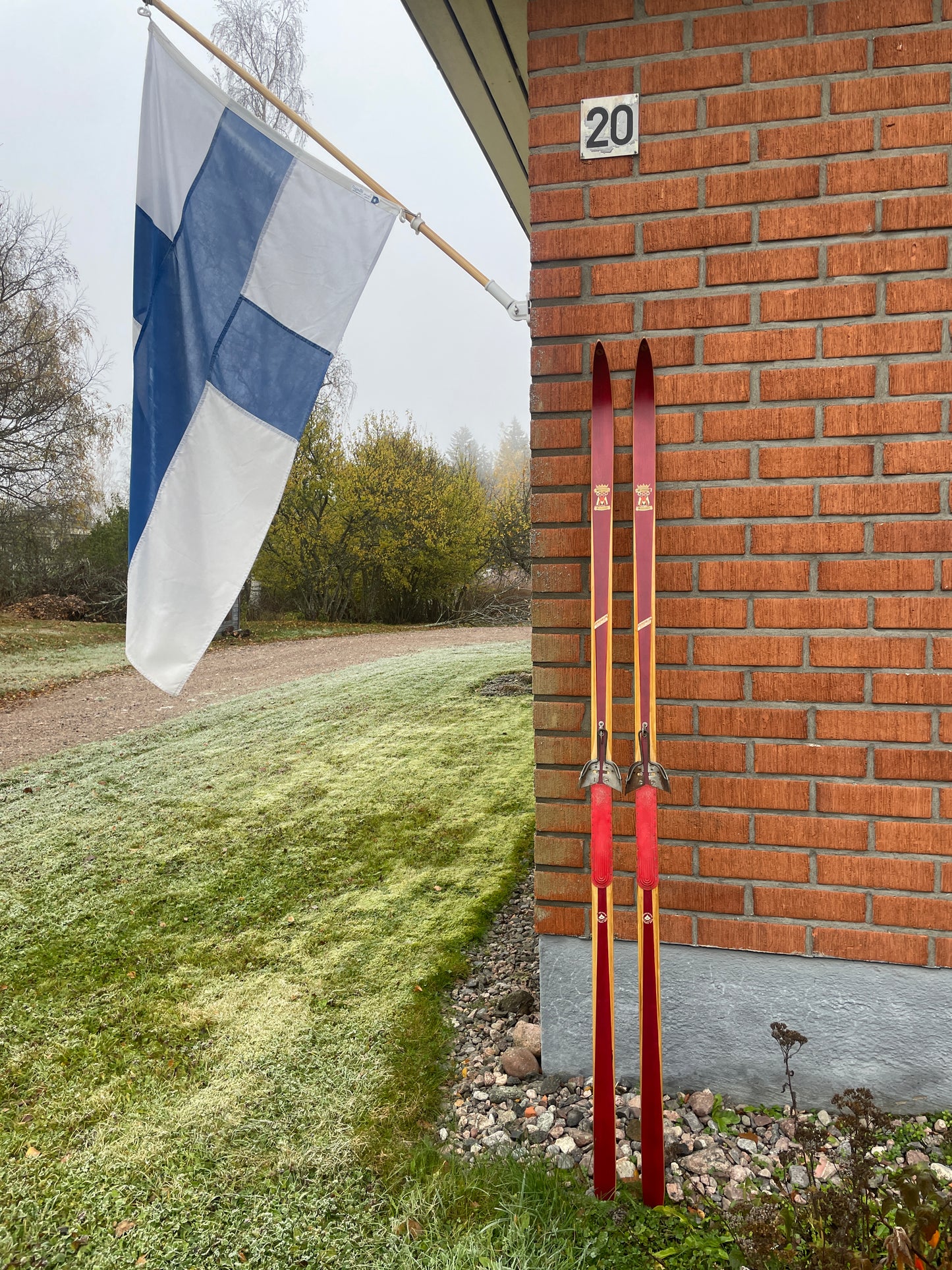 205cm Esko Järvinen "Erikoiskilpa" Wood Cross-Country Racing Skis - mid '60s - BEAUTIFUL Time Piece!!