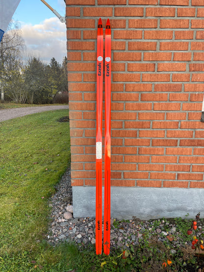 215cm 1970s Trak "Fishscale" No-Wax Cross Country Skis - NEVER USED!!!