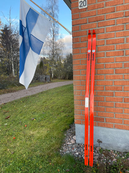 215cm 1970s Trak "Fishscale" No-Wax Cross Country Skis - NEVER USED!!!