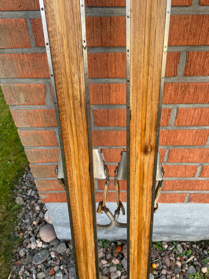215cm Karhu "Tunturi" Early 1960s Metal-Edge Mountain Skis - From Finland!!!