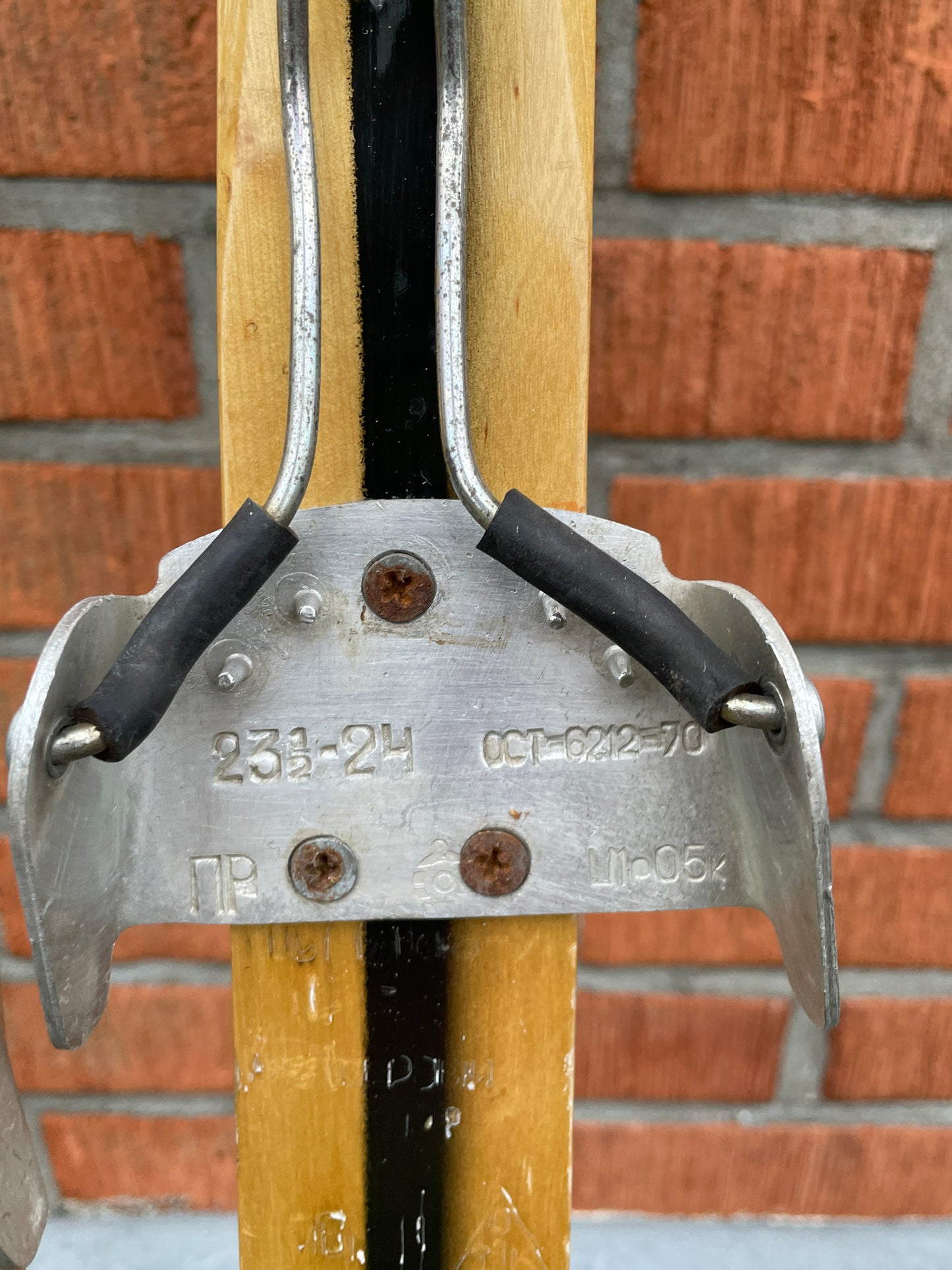 210cm Tallinn "Eksperimentaal Dünamo" 1980s Wood Cross-Country Skis - from USSR!!!