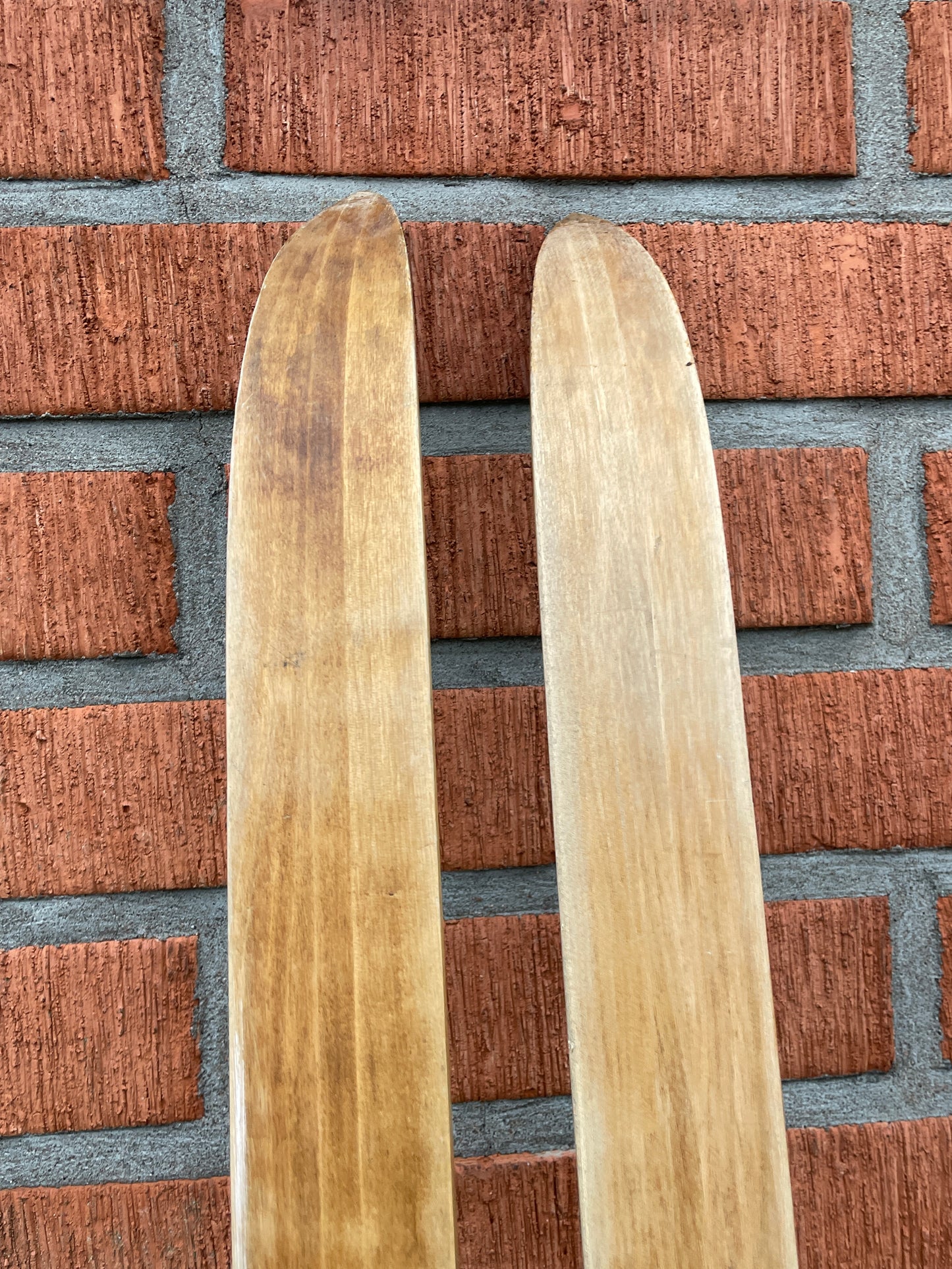 210cm Tallinn "Eksperimentaal Dünamo" 1980s Wood Cross-Country Skis - from USSR!!!