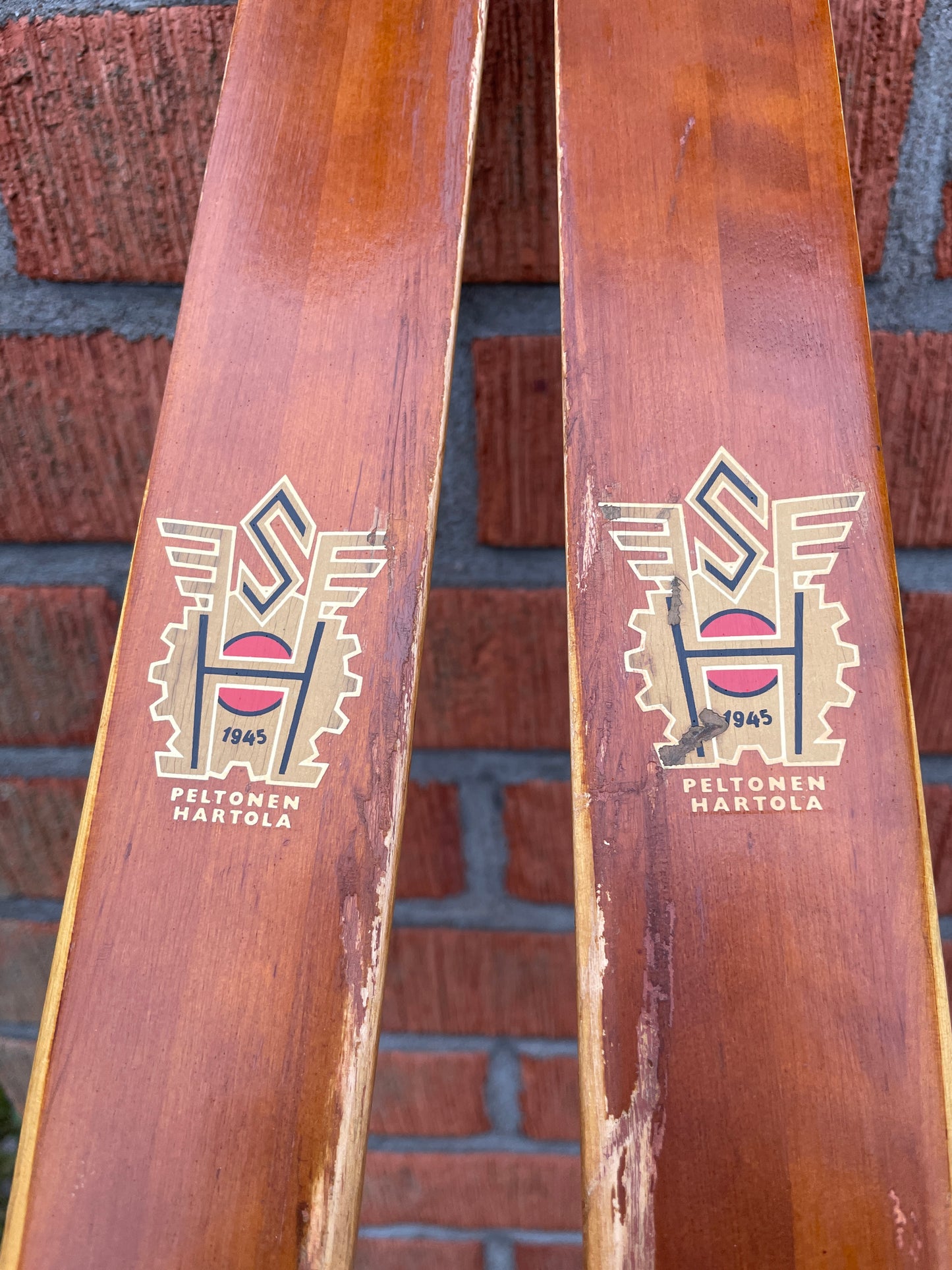 BARGAIN BIN!!! - 205cm Peltonen "Erikoiskilpa" Cross-Country Racing Skis - 1960s - RareRareRare!!!