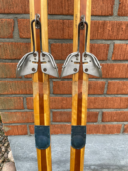 BARGAIN BIN!!! - 205cm Peltonen "Erikoiskilpa" Cross-Country Racing Skis - 1960s - RareRareRare!!!