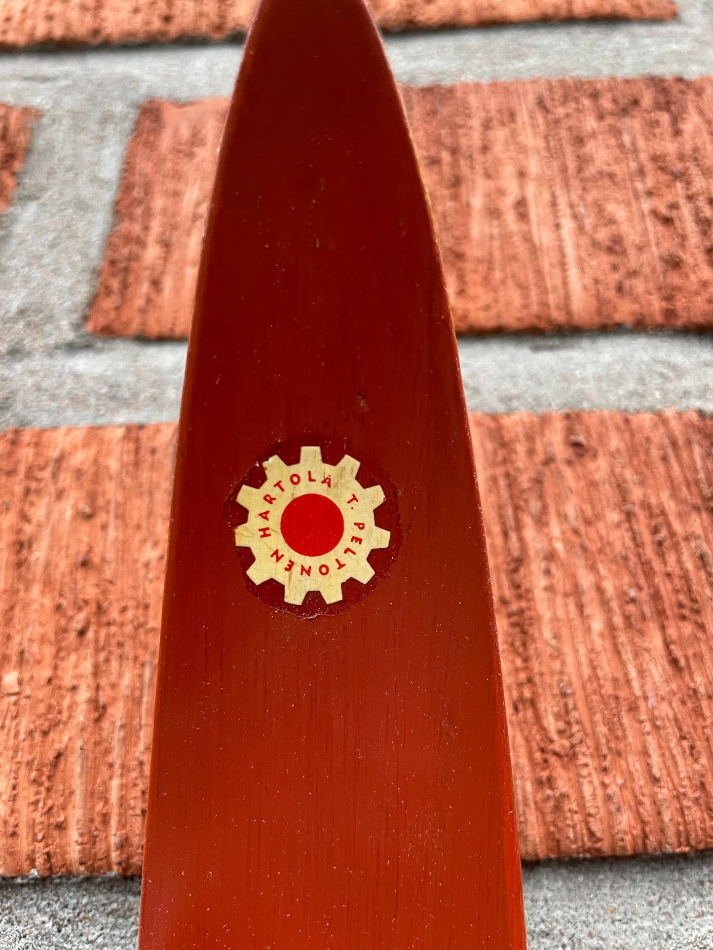 BARGAIN BIN!!! - 210cm Peltonen "Erikoiskilpa" Cross-Country Racing Skis - Late 1960s - Lighter Than Air!!!