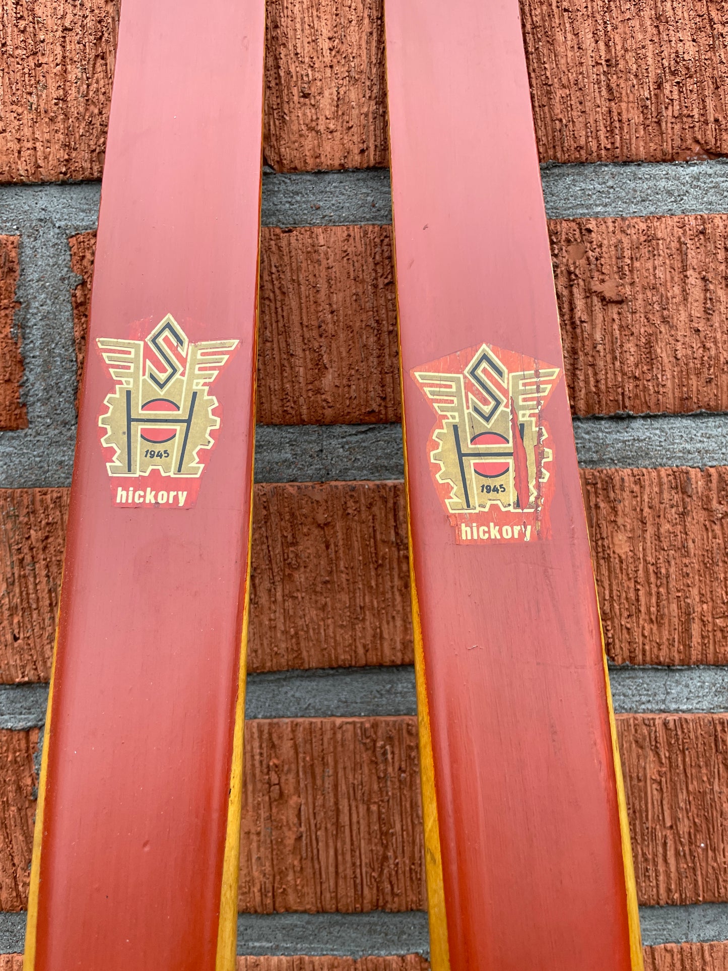 BARGAIN BIN!!! - 210cm Peltonen "Erikoiskilpa" Cross-Country Racing Skis - Late 1960s - Lighter Than Air!!!