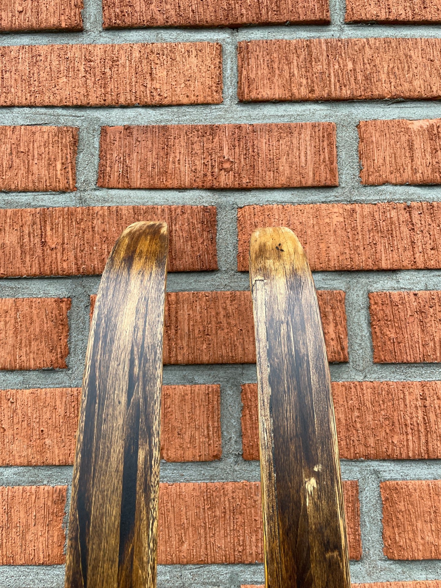 BARGAIN BIN!!! - 210cm Peltonen "Erikoiskilpa" Cross-Country Racing Skis - Late 1960s - Lighter Than Air!!!