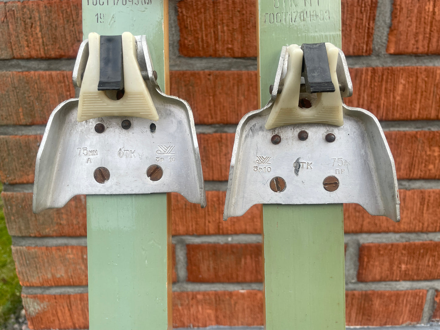 200cm Tallinn (Estonia) "Dünamo" 1980s Wood Cross-Country Skis - with Matching Vintage Ski Clamps!!!