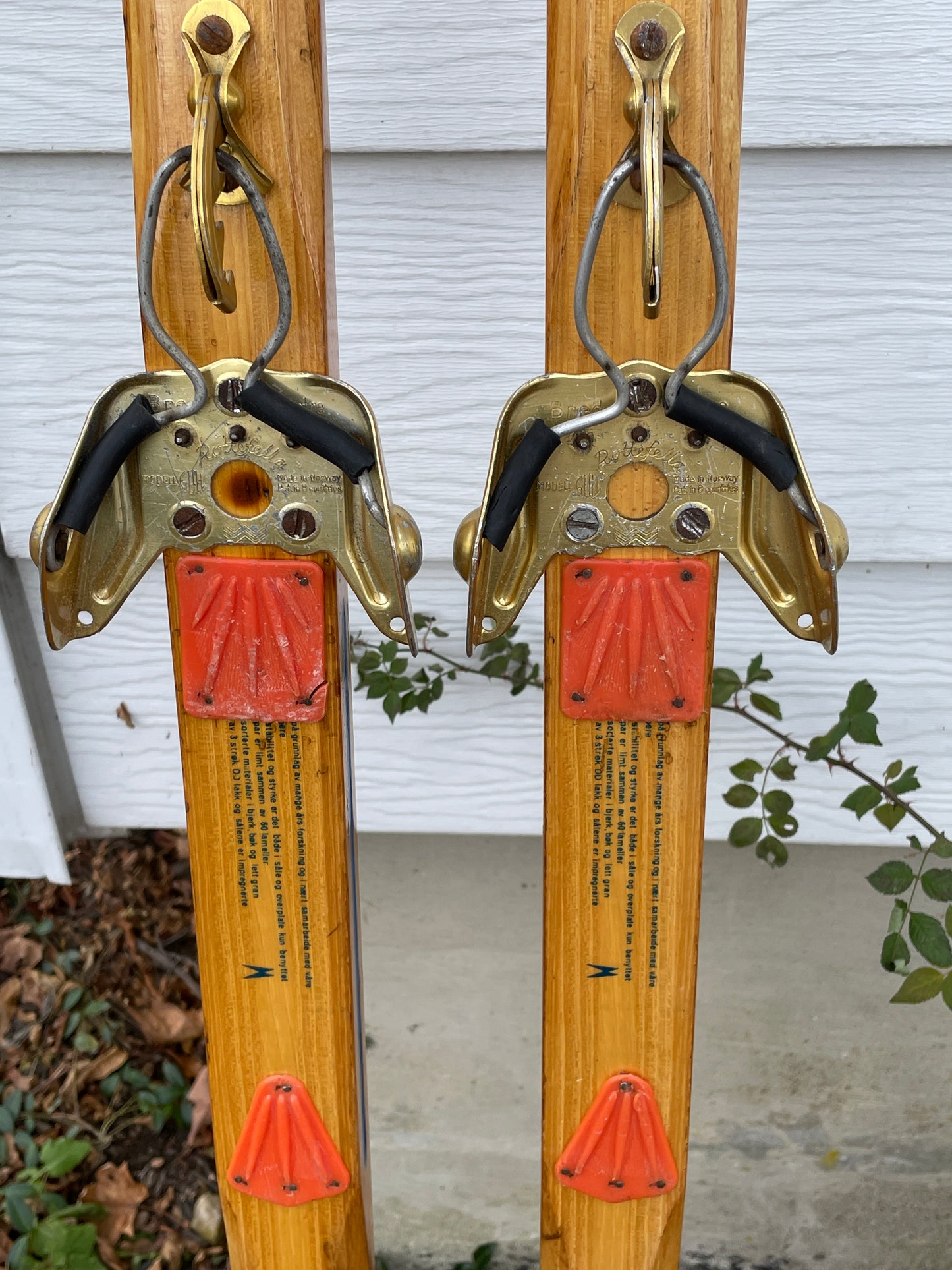 210cm 1970s Vintage Madshus Wood Cross-Country Skis - Wicked Nice!!!