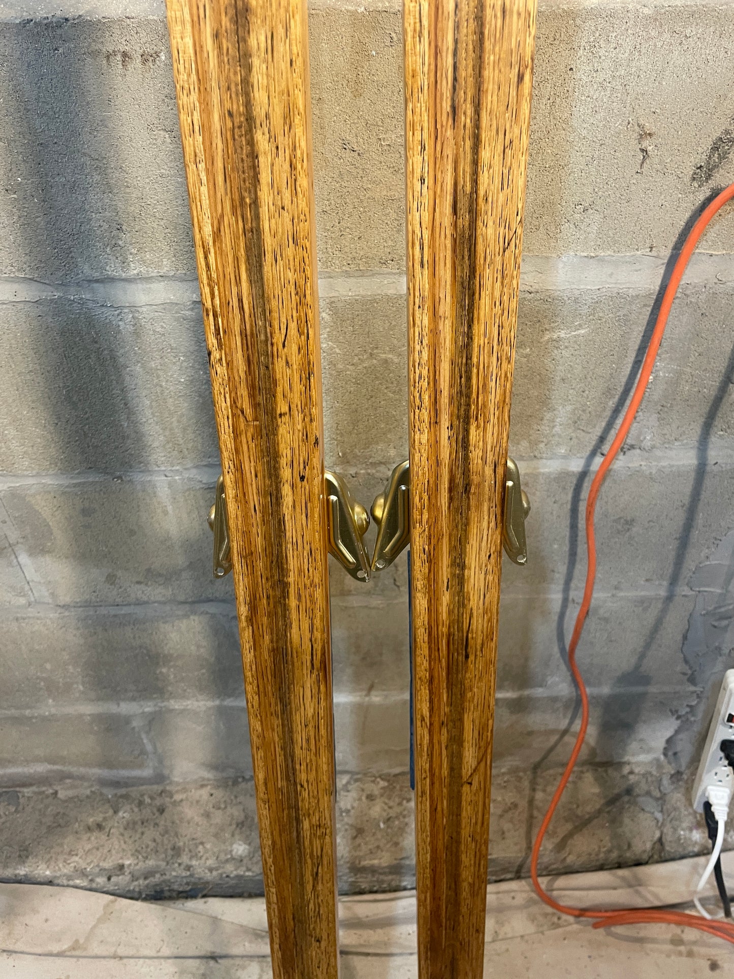 210cm Blå-Skia "Löype" Wood Cross-Country Skis - 1960s - BEAUTIFULLY PRESERVED!!!!