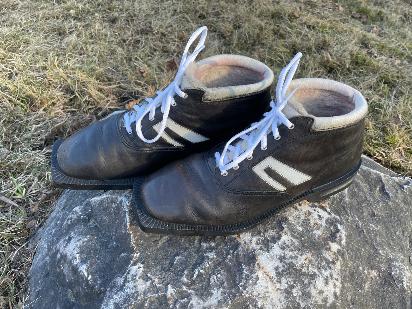 Size 44 (US Men's 10.5) Alfa Cross-Country Ski Touring Ski Boots - 75mm - Great Condition!