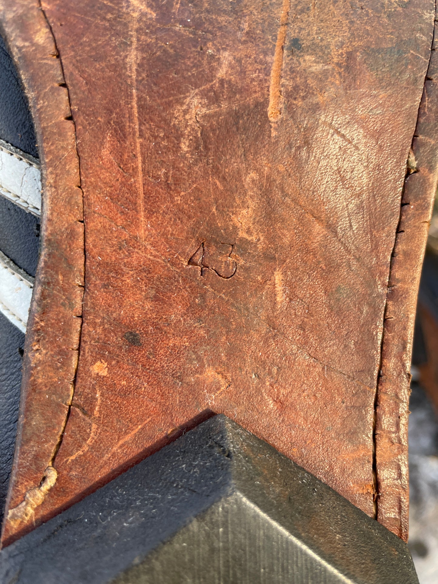 Size 43 (US Men's 9.5/10) 1960s Finnish Cross-Country Skiing Racing Boots - All Leather!!!!