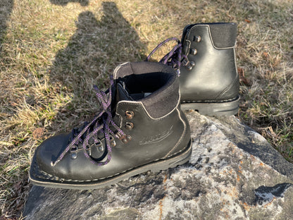 Size 39 (US Women's 8/8.5) Leather Artex 75mm 3-Pin Telemark Boots