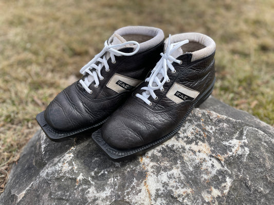 Size 40 (US Women's 9/9.5) Alfa Touring Cross-Country Ski Boots - 75mm