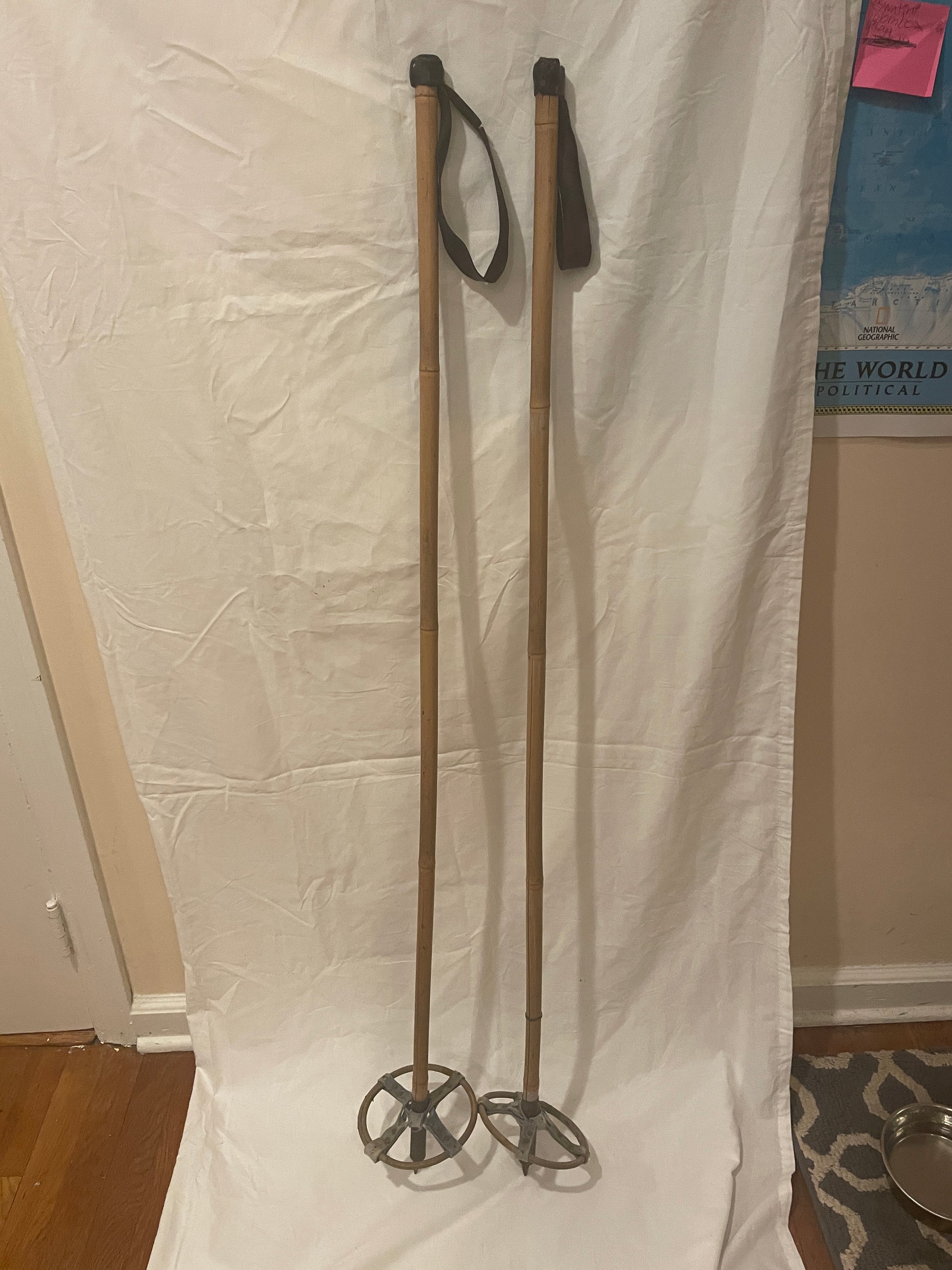 130 cm cross country ski poles 130cm Vintage Norwegian Bamboo Cross-Country Ski Poles – Skifabrikk