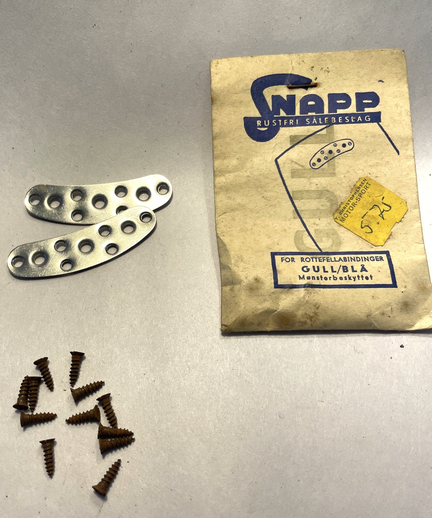 Vintage "Smile Plates" for 3-Pin Ski Boots - 1960s!!!