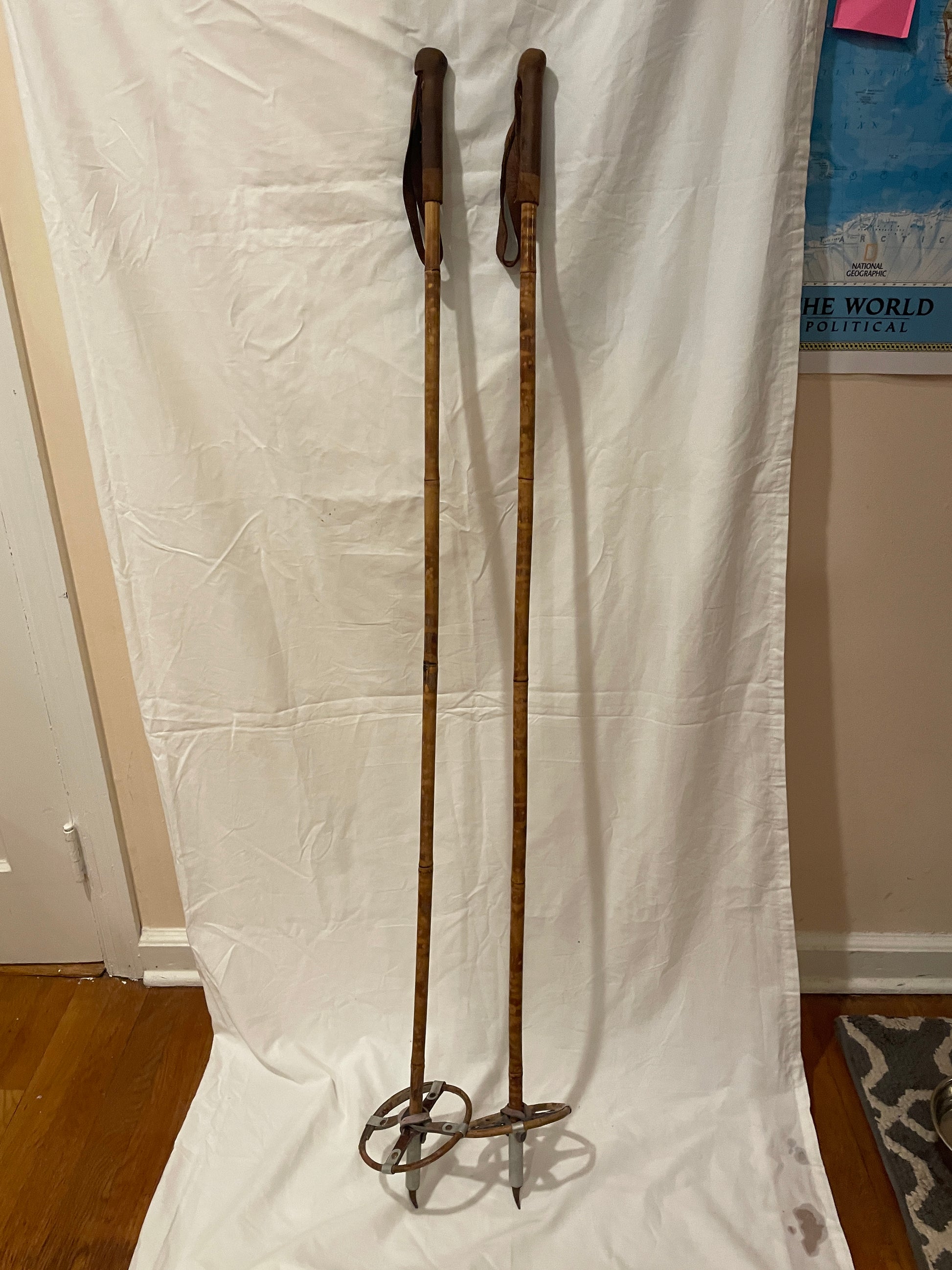 130cm Vintage Norwegian Bamboo Cross-Country Ski Poles – Skifabrikk 130cm Vintage Norwegian Bamboo Cross-Country Ski Poles – Skifabrikk